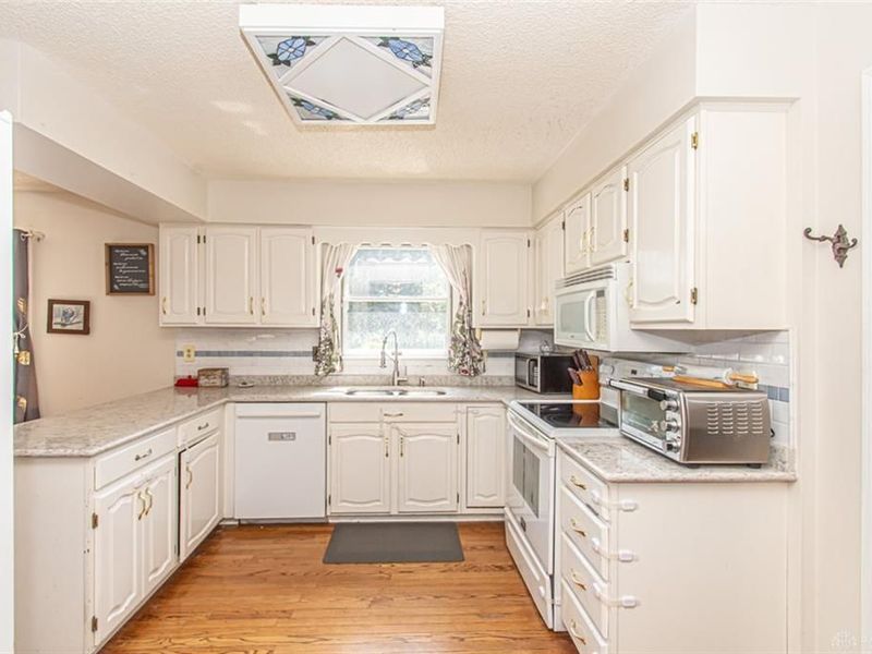 509 Tara Oaks Drive, Middletown, OH 45042 Photo 10