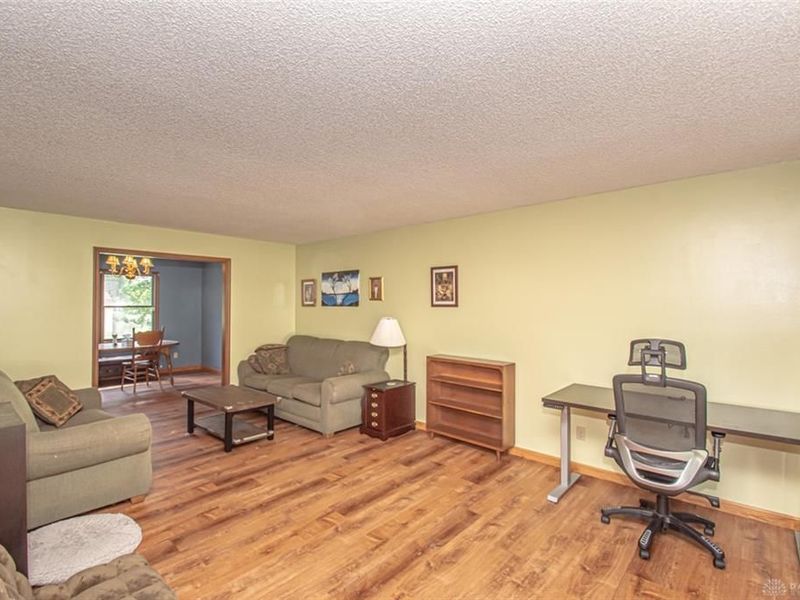509 Tara Oaks Drive, Middletown, OH 45042 Photo 4