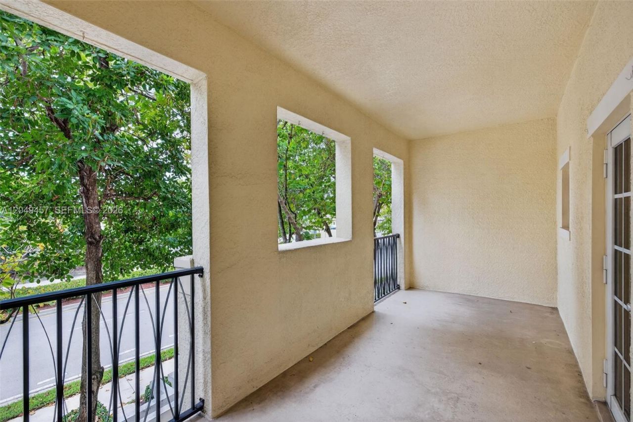 704 SW 1st Ave , Pompano Beach, FL 33060 Photo