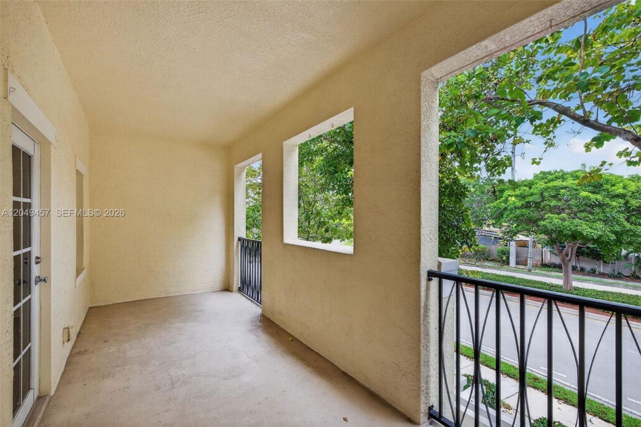 704 SW 1st Ave , Pompano Beach, FL 33060 Photo