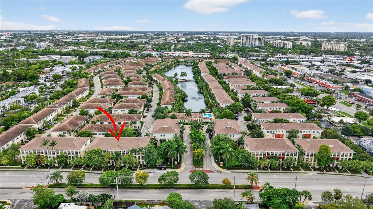 704 SW 1st Ave , Pompano Beach, FL 33060 Photo