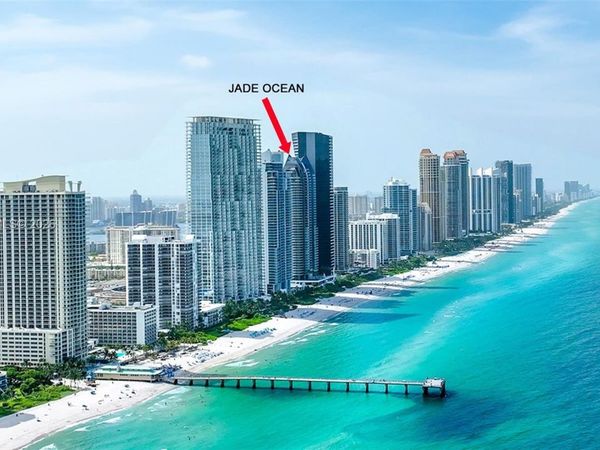 17121 Collins Ave , Unit 4208, Sunny Isles Beach, FL 33160