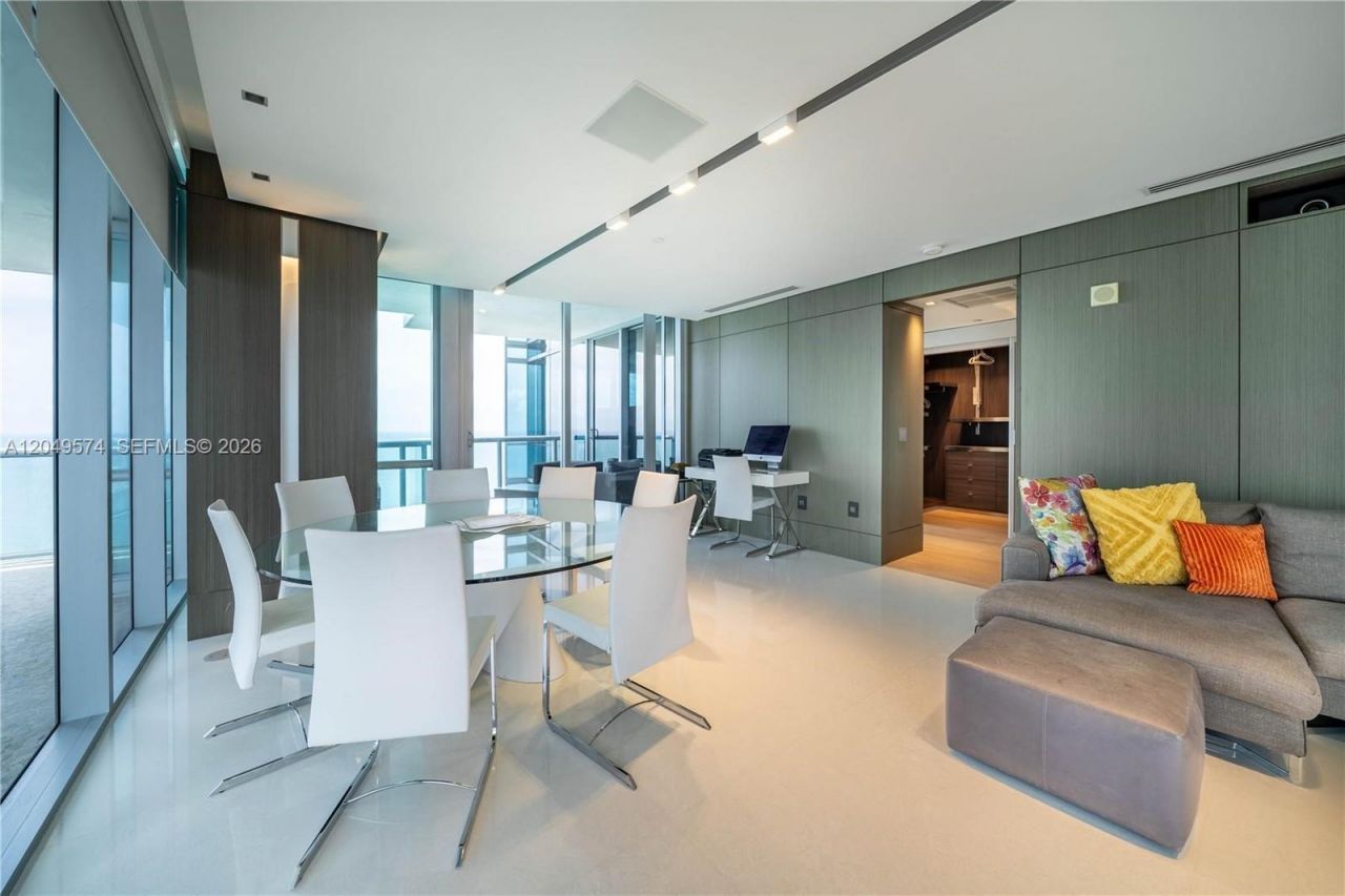 17121 Collins Ave , Unit 4208, Sunny Isles Beach, FL 33160 Photo