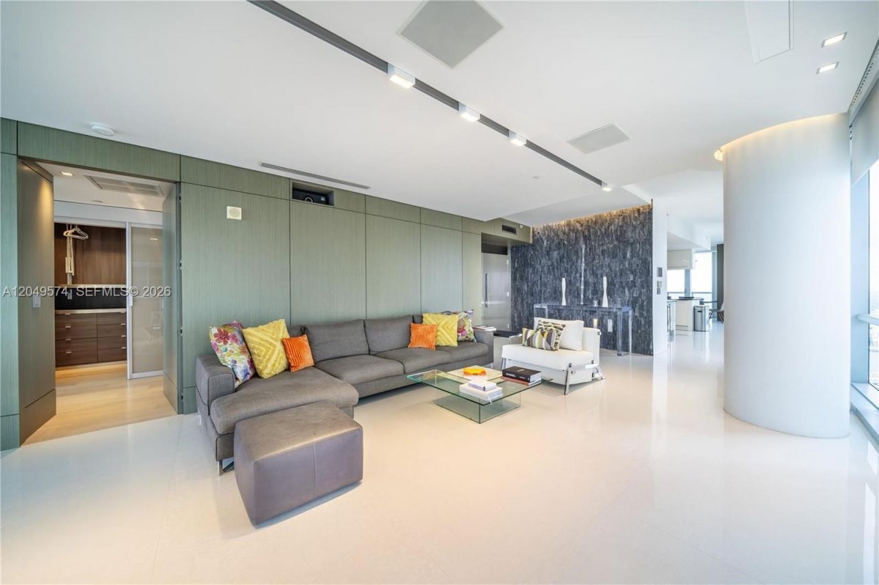 17121 Collins Ave , Unit 4208, Sunny Isles Beach, FL 33160 Photo