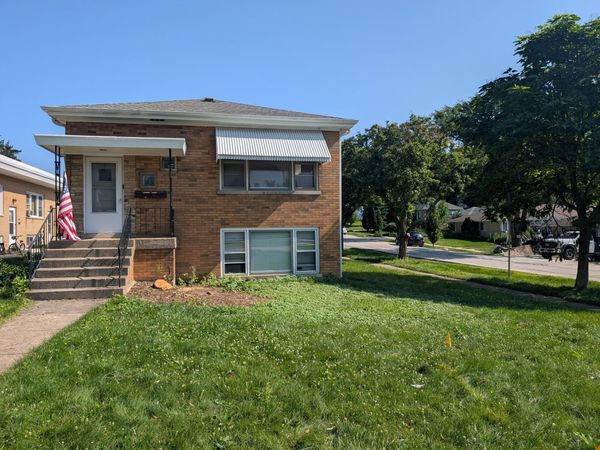 300 Burlington Avenue , Unit 2NDFL, Downers Grove, IL 60515