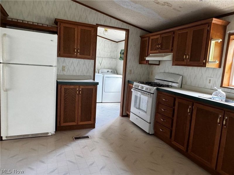 9964 Township Road 301, Millersburg, OH 44654 Photo 21