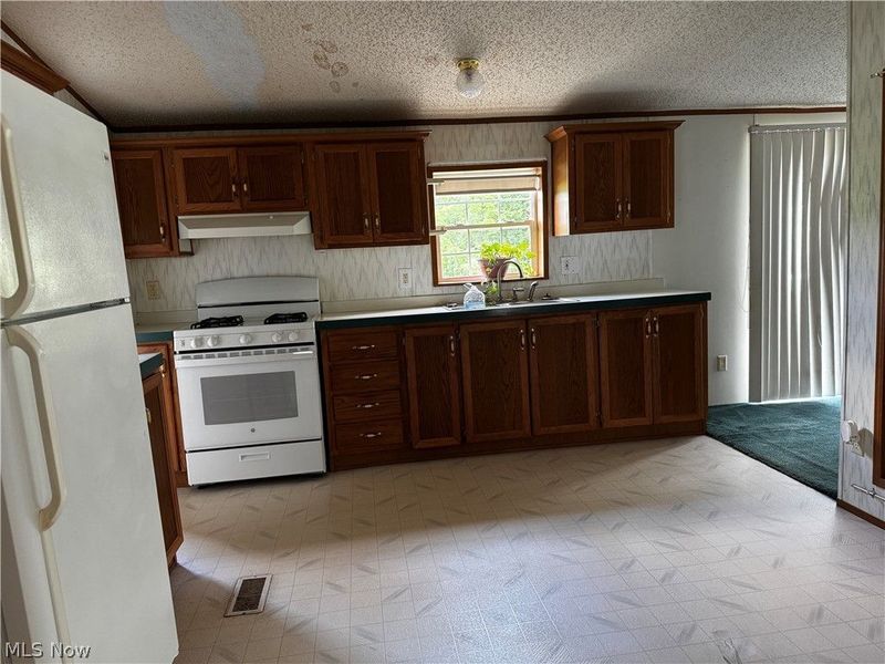 9964 Township Road 301, Millersburg, OH 44654 Photo 22