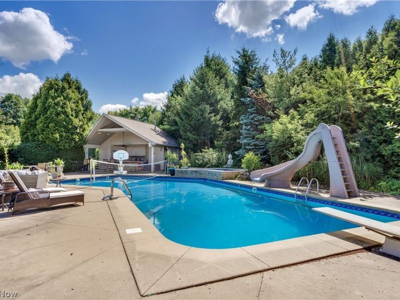 11535 Sunny Lake Drive, New Middletown, OH 44442 Photo 9