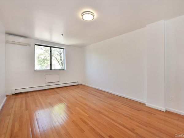 133-38 Avery Avenue, Unit 3FA, Flushing, NY 11355