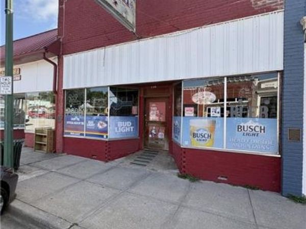 119 S 1st Street, Pleasant Hill, MO 64080