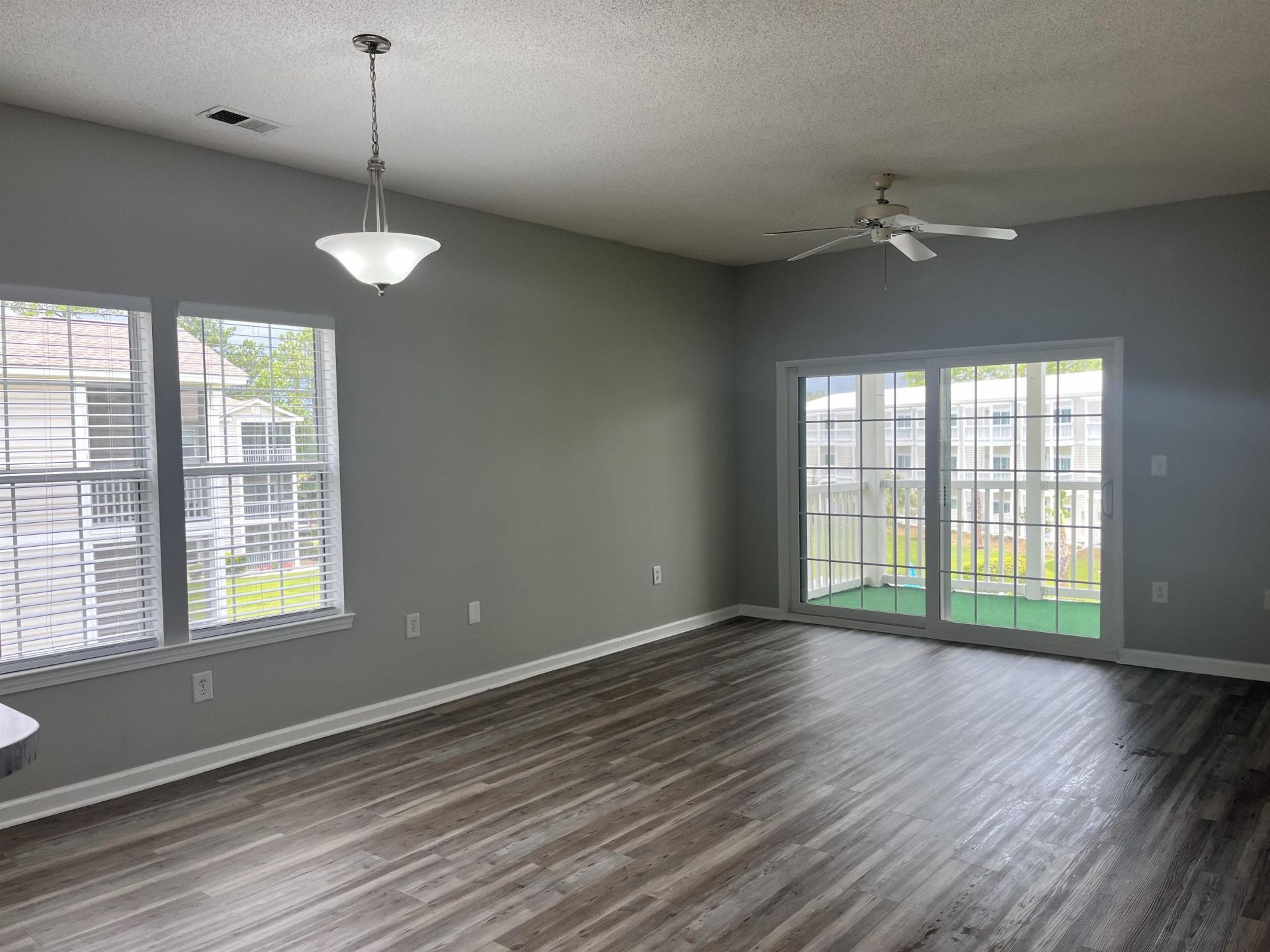 2498 Coastline Ct.  Photo 10