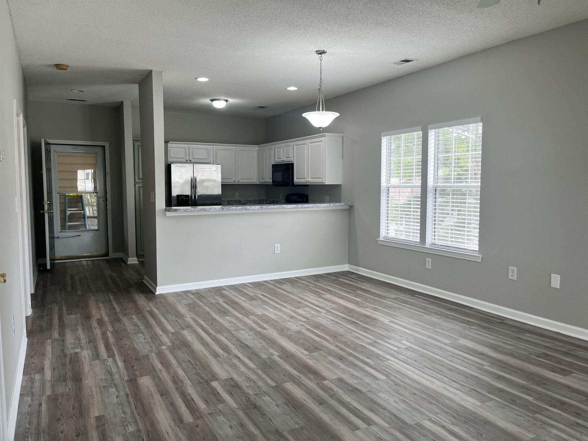 2498 Coastline Ct.  Photo 12
