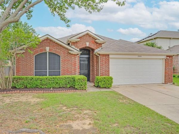 2008 Lamprey Circle, Denton, TX 76210