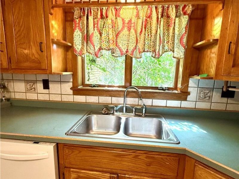 46605 Main Street, Jacobsburg, OH 43933 Photo 19