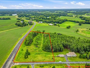 28624 Sierra Avenue, Shafer, MN 55074