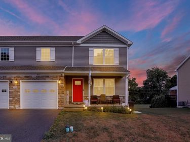 413 SMOKERING DRIVE, ROBESONIA, PA 19551