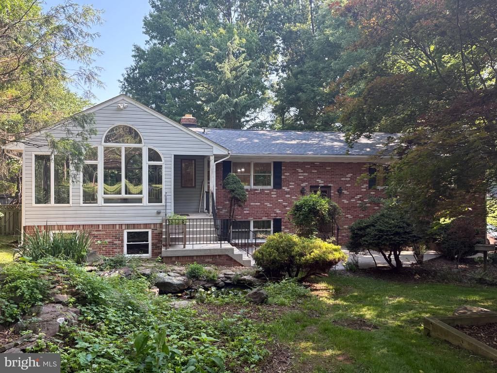 13715 LEWISDALE ROAD , CLARKSBURG, MD 20871