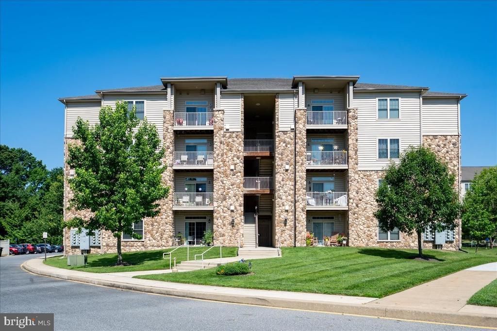 2000 Fountainview Circle, Unit 114, Newark, DE 19713 Main Photo