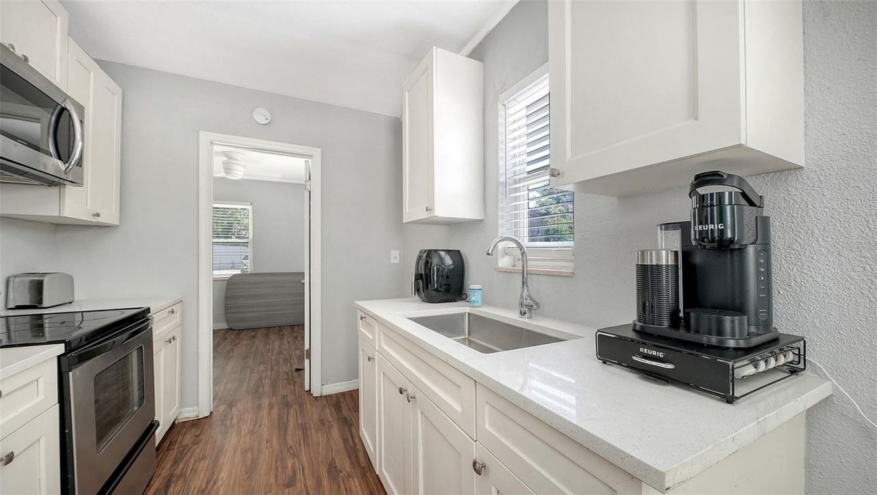 1004 27th Avenue W, Bradenton, FL 34205 Photo