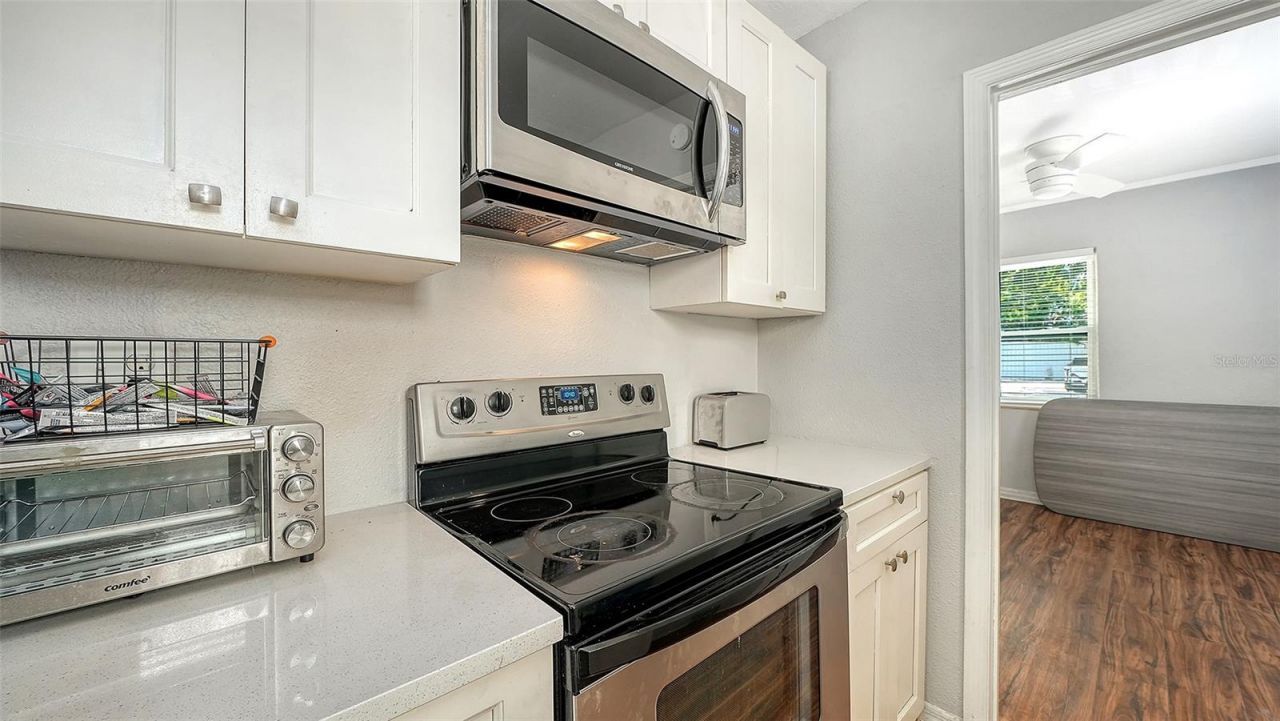 1004 27th Avenue W, Bradenton, FL 34205 Photo