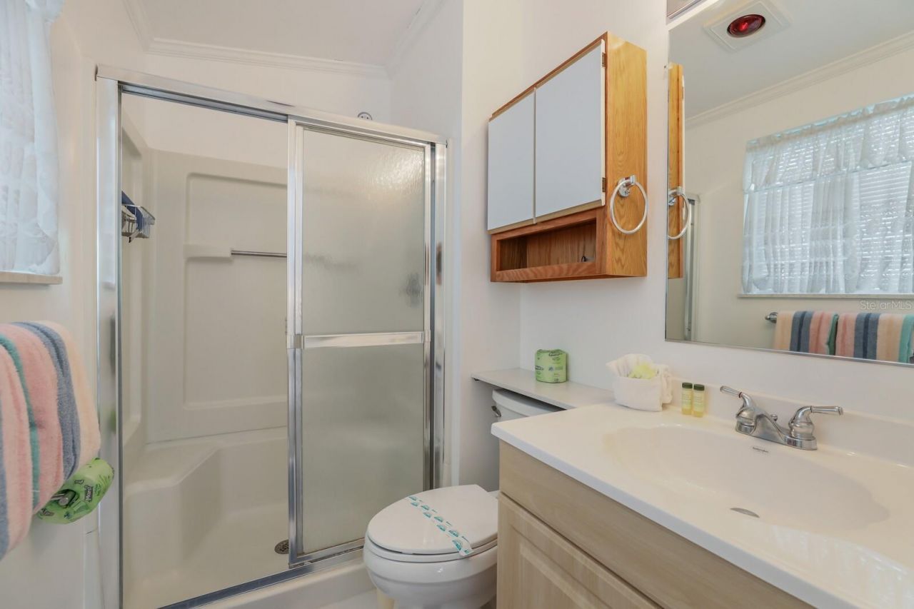 2804 Avenue C, Holmes Beach, FL 34217 Photo