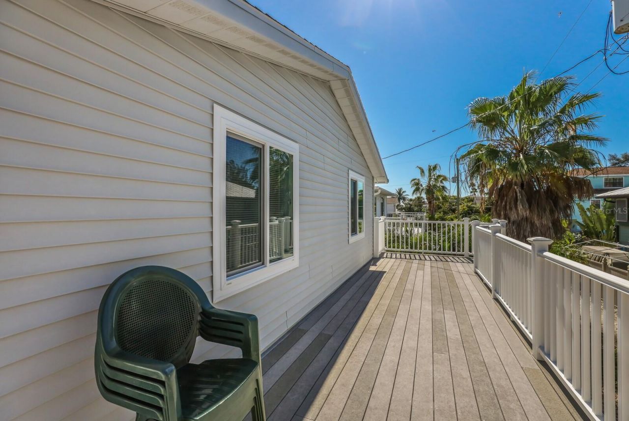 2804 Avenue C, Holmes Beach, FL 34217 Photo