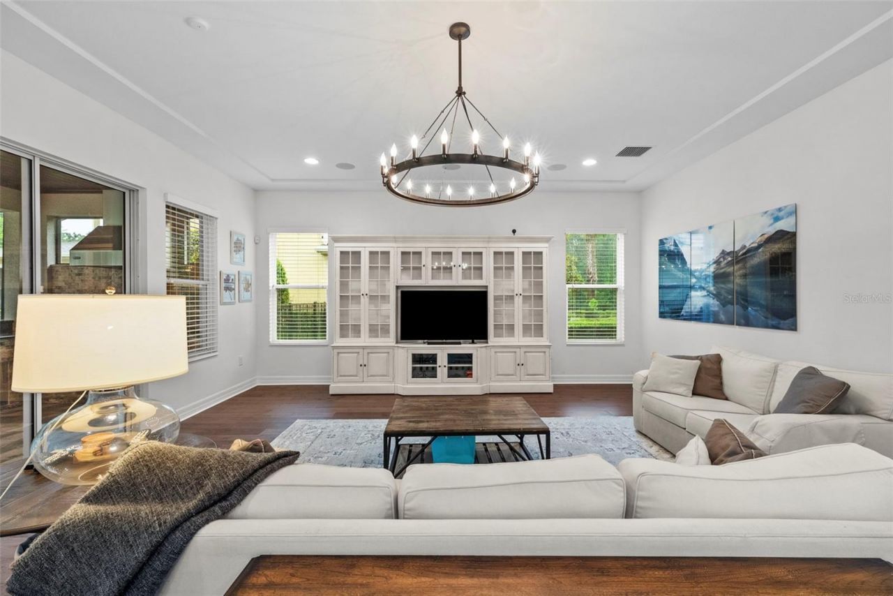 2608 Meadow Grange Lane, Lutz, FL 33559 Photo