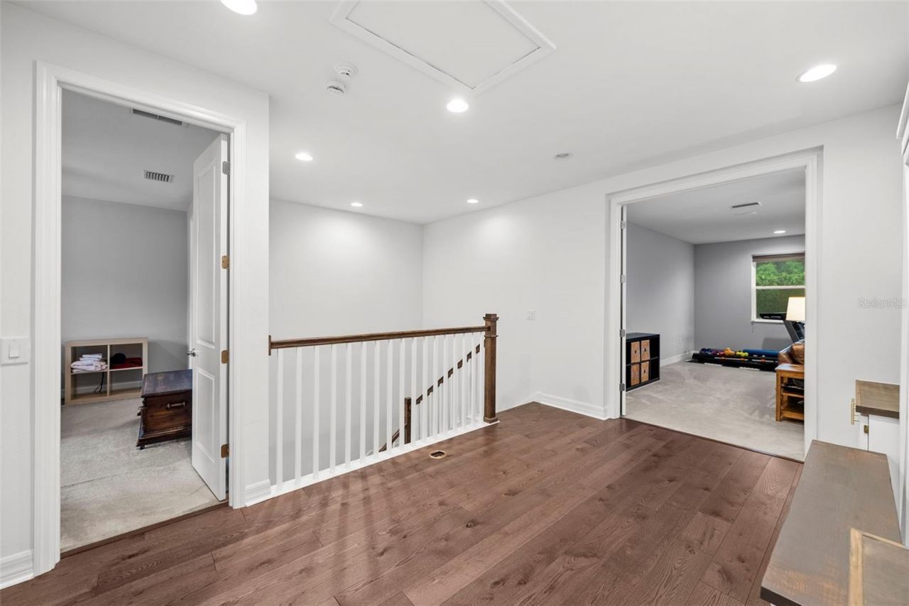 2608 Meadow Grange Lane, Lutz, FL 33559 Photo