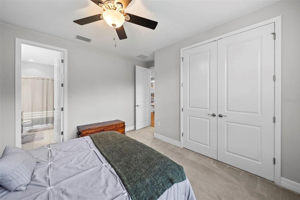 2608 Meadow Grange Lane, Lutz, FL 33559 Photo