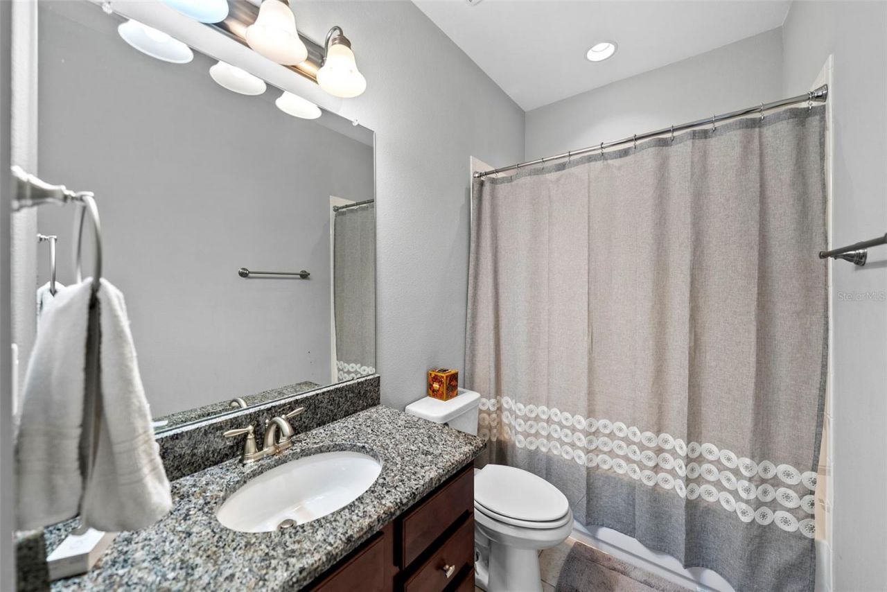 2608 Meadow Grange Lane, Lutz, FL 33559 Photo