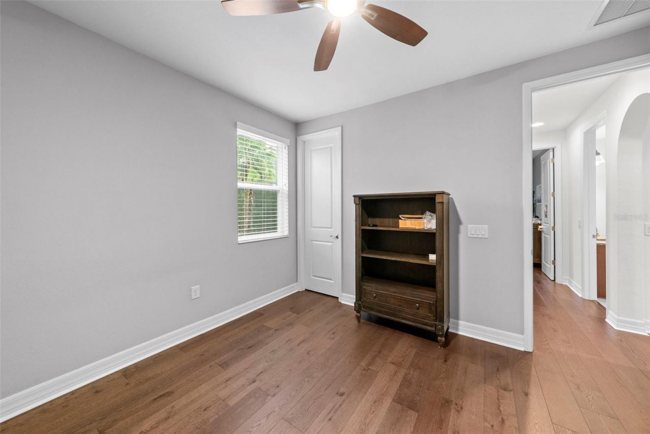 2608 Meadow Grange Lane, Lutz, FL 33559 Photo