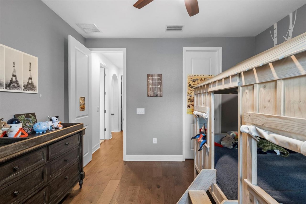 2608 Meadow Grange Lane, Lutz, FL 33559 Photo