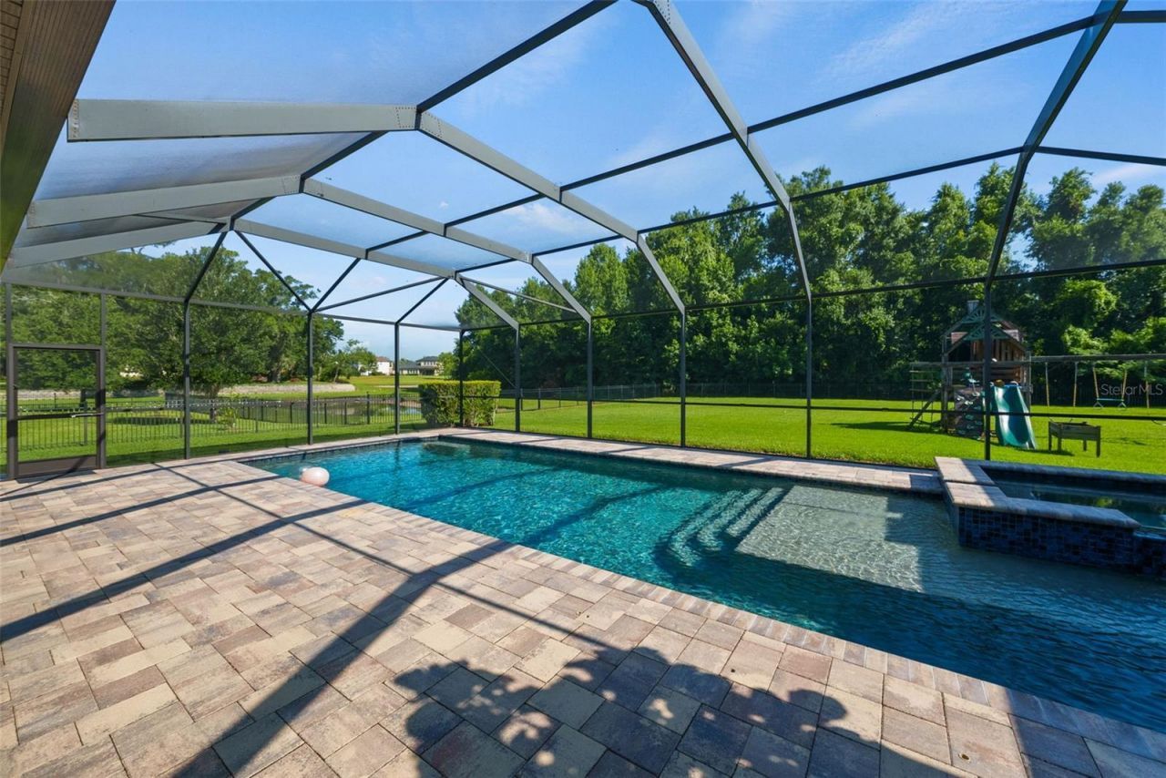 2608 Meadow Grange Lane, Lutz, FL 33559 Photo