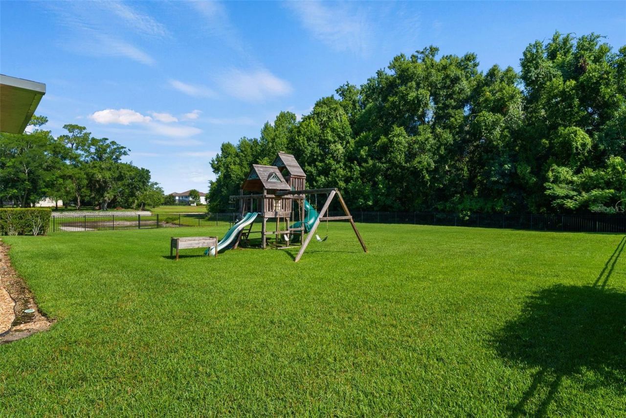 2608 Meadow Grange Lane, Lutz, FL 33559 Photo