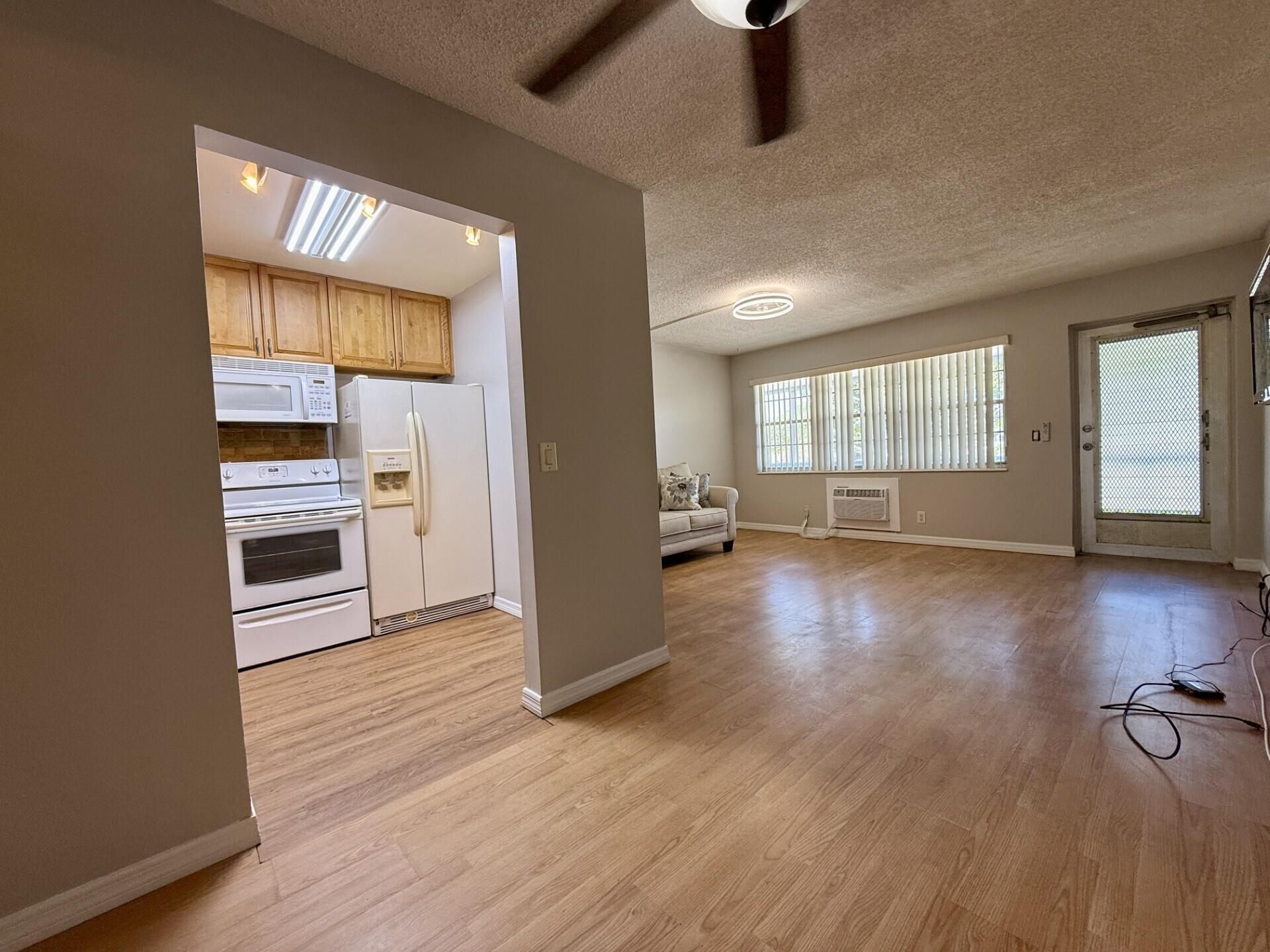 141 Northampton G, Unit 141, West Palm Beach, FL 33417 Photo