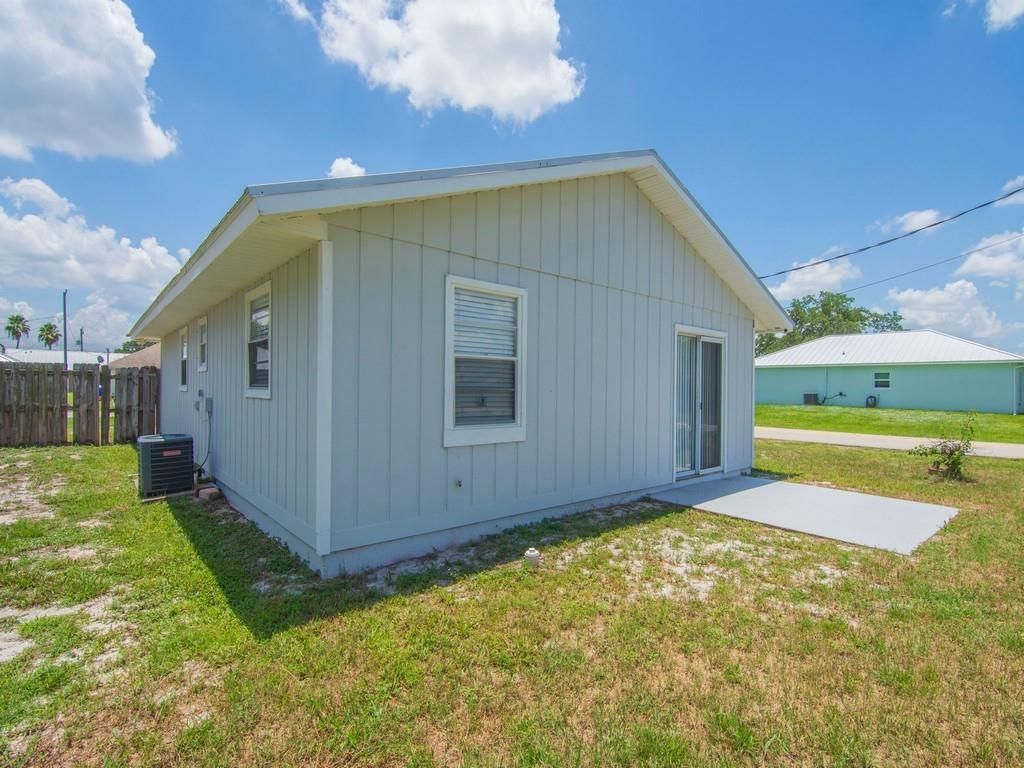 368 14th Place Sw, Vero Beach, FL 32962 Photo