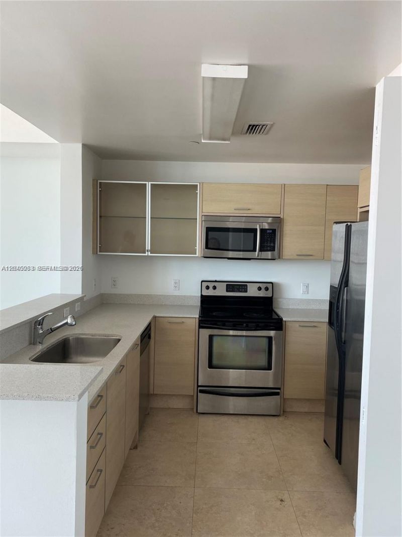 350 NE 24th St , Unit 813, Miami, FL 33137 Photo