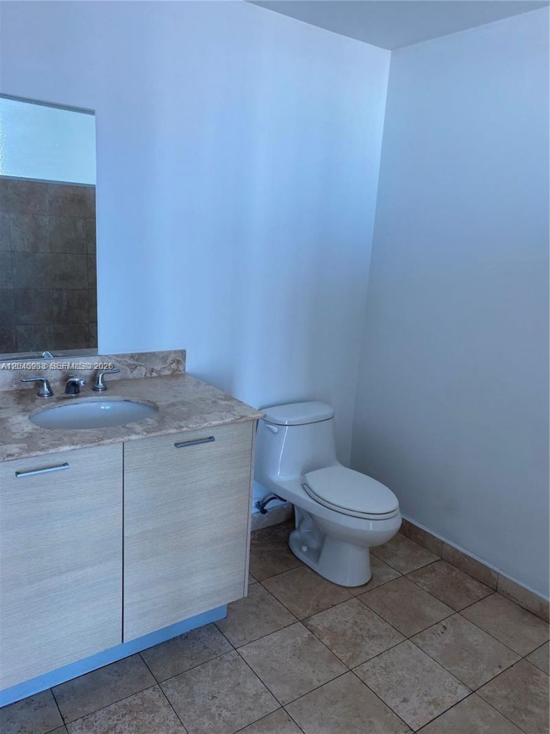 350 NE 24th St , Unit 813, Miami, FL 33137 Photo