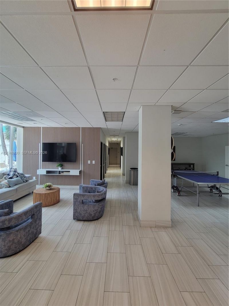19390 Collins Ave , Unit 220, Sunny Isles Beach, FL 33160 Photo