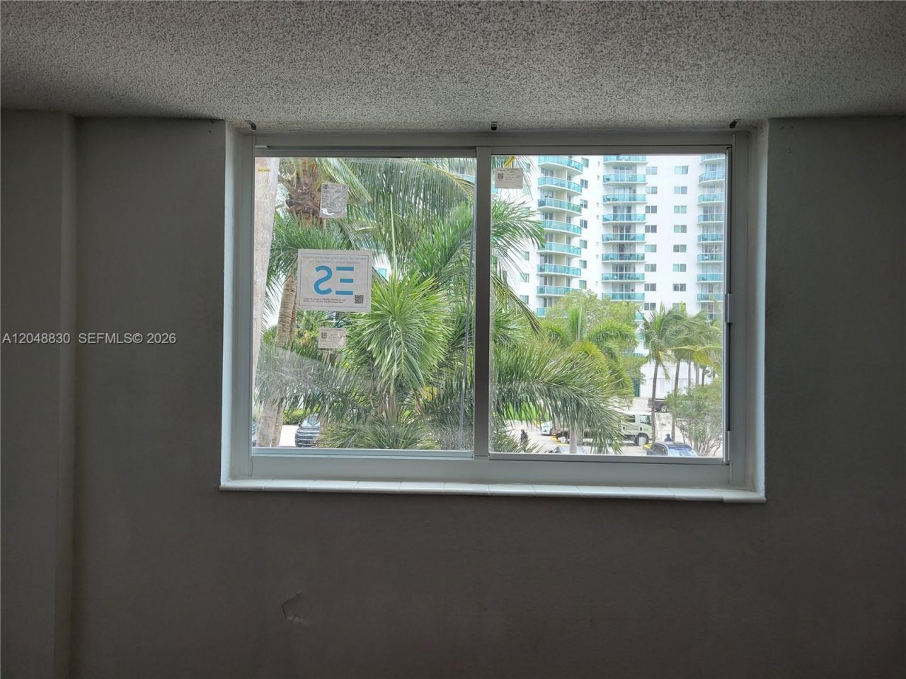 19390 Collins Ave , Unit 220, Sunny Isles Beach, FL 33160 Photo