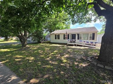 2002 Jerome Lane , Cahokia, IL 62206