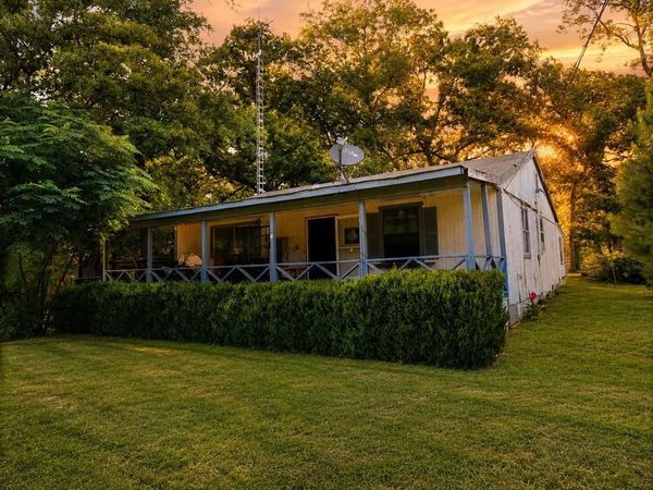 124 W Cedar Lane, Murchison, TX 75778