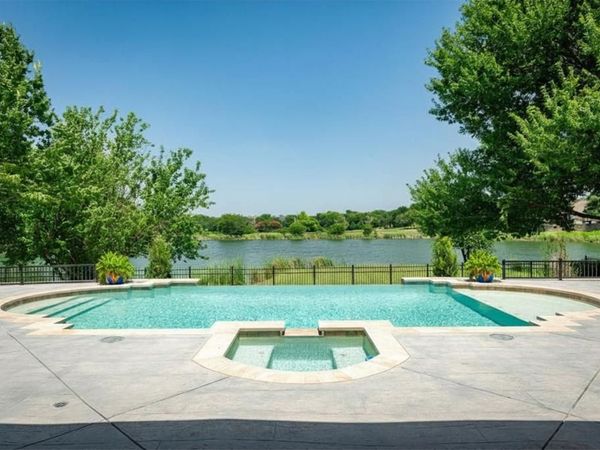 1005 Forest Lake Circle, McKinney, TX 75072