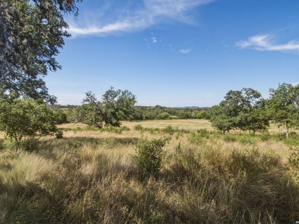 1256 Benton Creek Rd, Medina, TX 78055