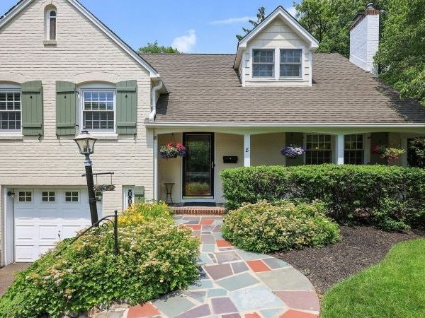 8 Cummings St, Cranford, NJ 07016
