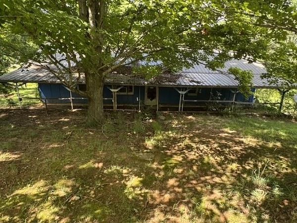311 Hillwood Road , Cave City, KY 42127