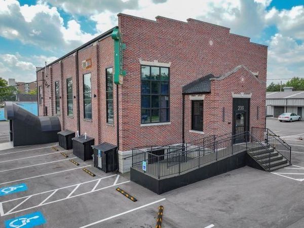 200 State Street , Bowling Green, KY 42101