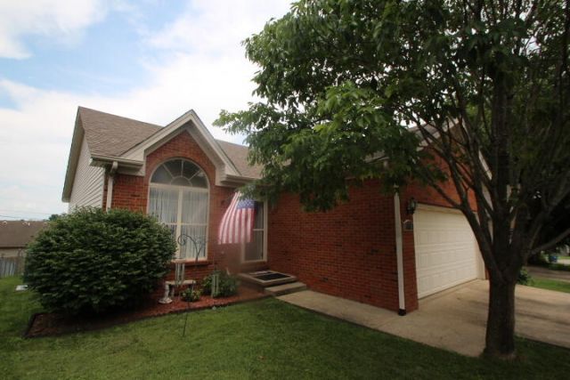 109 Yorkshire Drive, Lawrenceburg, KY 40342 Main Photo