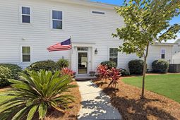 866 Rue Drive photo 4