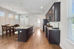866 Rue Drive photo 4